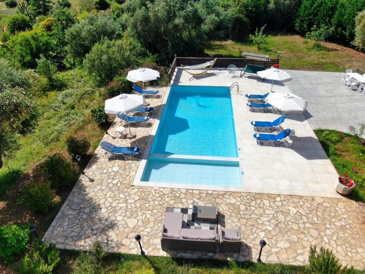 Villa Jazz Rock With Large Private Pool Gouviá Extérieur photo