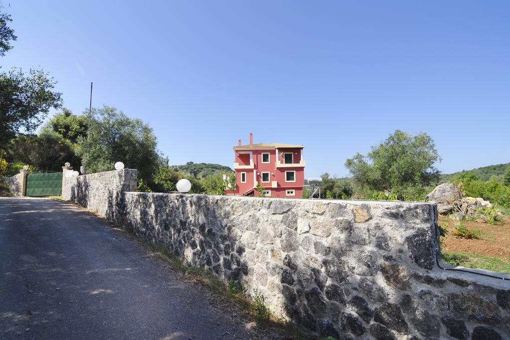 Villa Jazz Rock With Large Private Pool Gouviá Extérieur photo